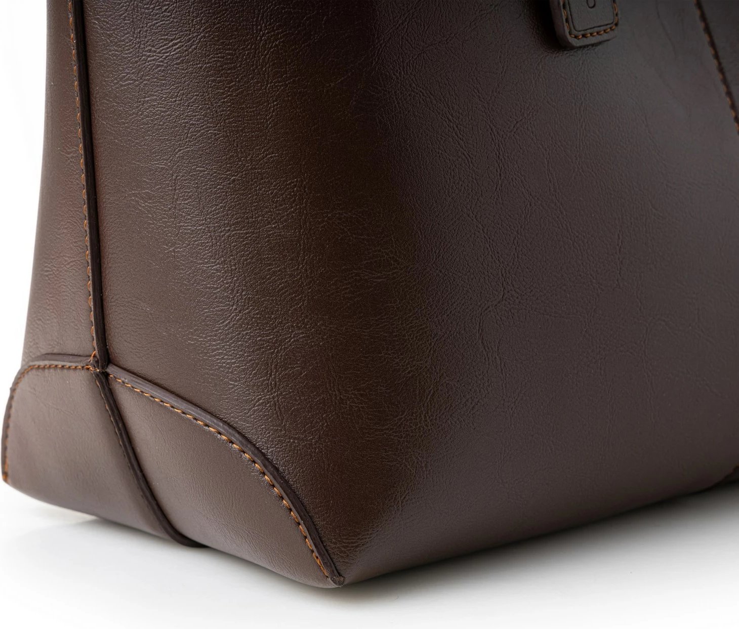 Çantë tote Vince Camuto, Savona, ngjyrë çokollatë