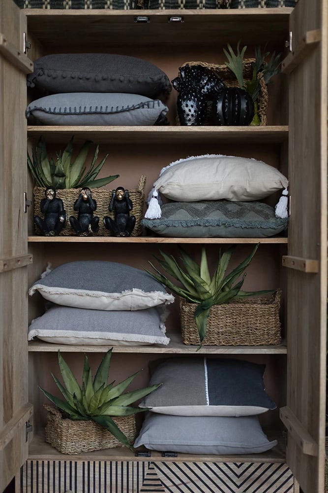 Jastëk dekorativ Bon Bon, material pambuku, ngjyrë gri, 45x45cm