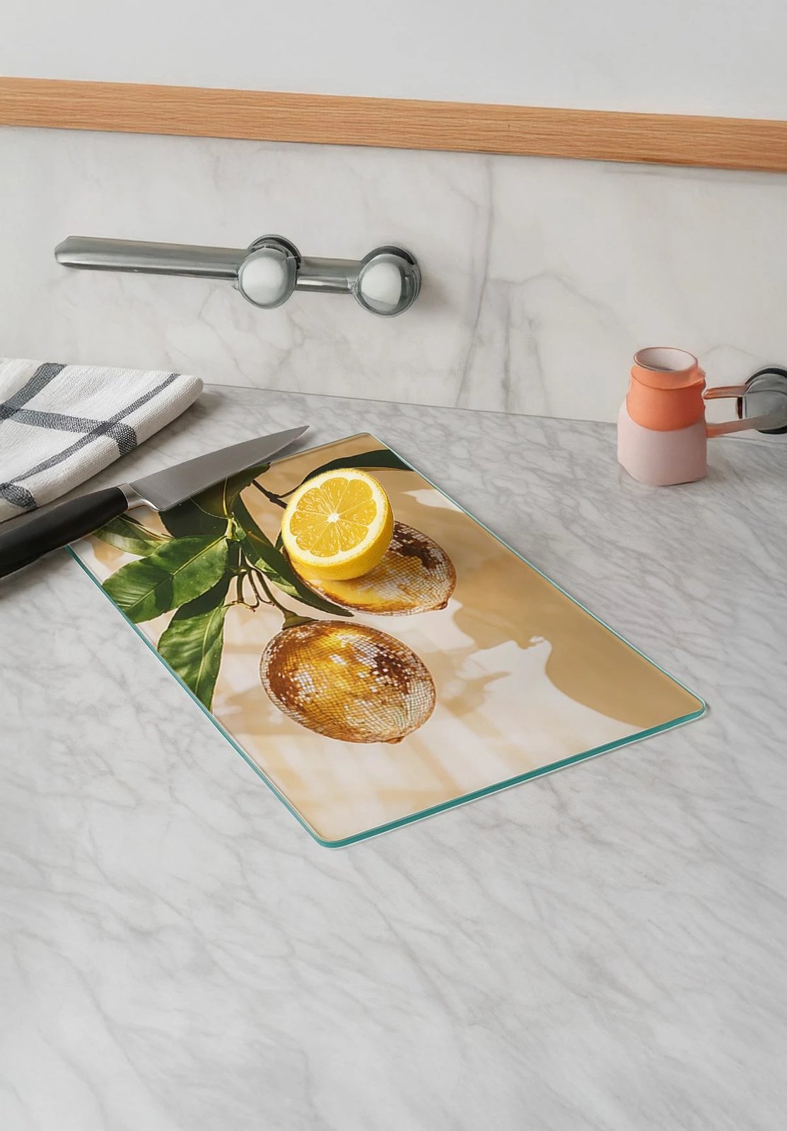 Dërrasë prerëse Hermia, qelq i temperuar, shumëngjyrëshe, 30x40cm Dërrasë prerëse Hermia, qelq i temperuar, shumëngjyrëshe, 30x40cm