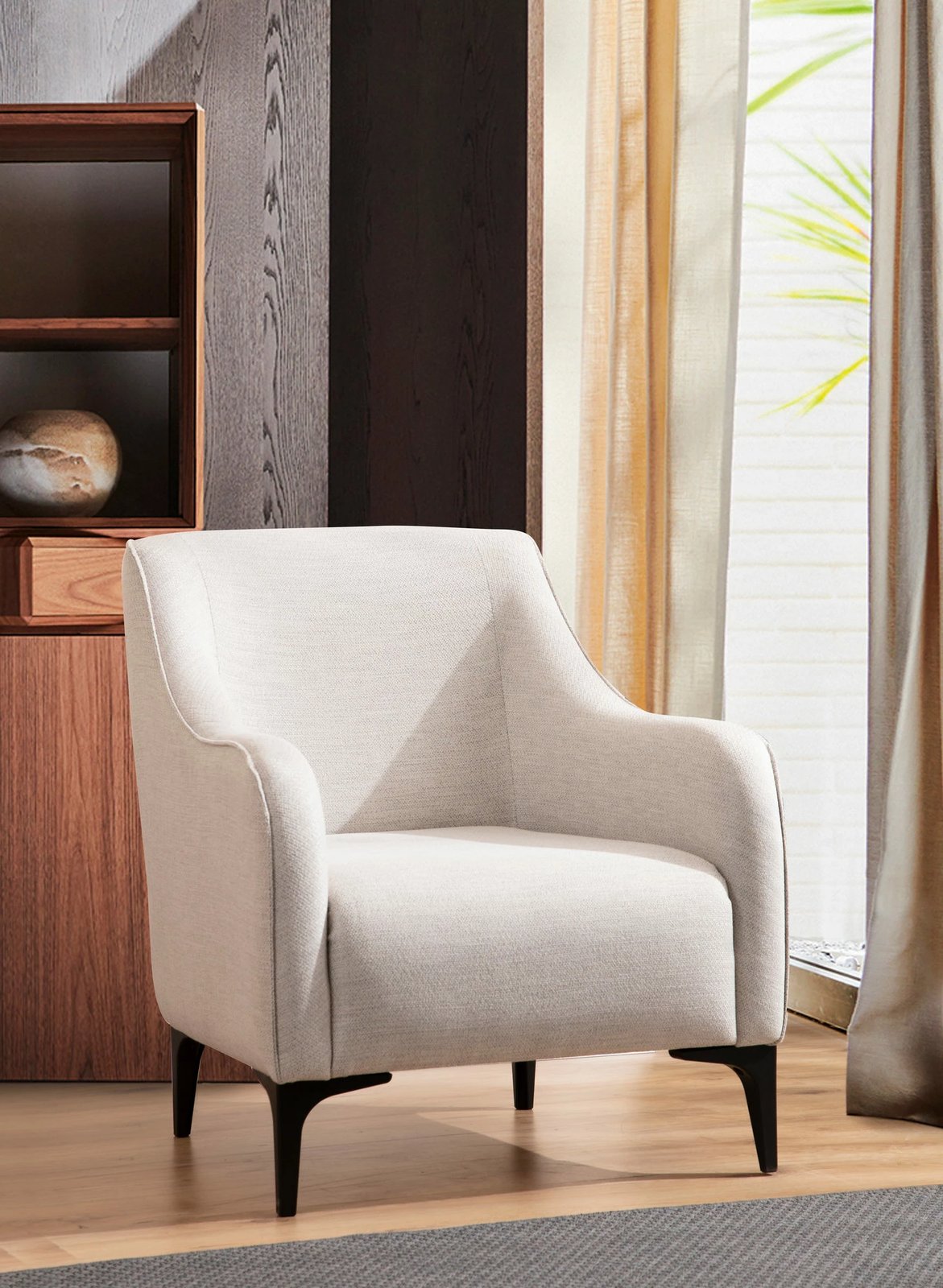 Karrige Wing Belissimo, ngjyrë off white