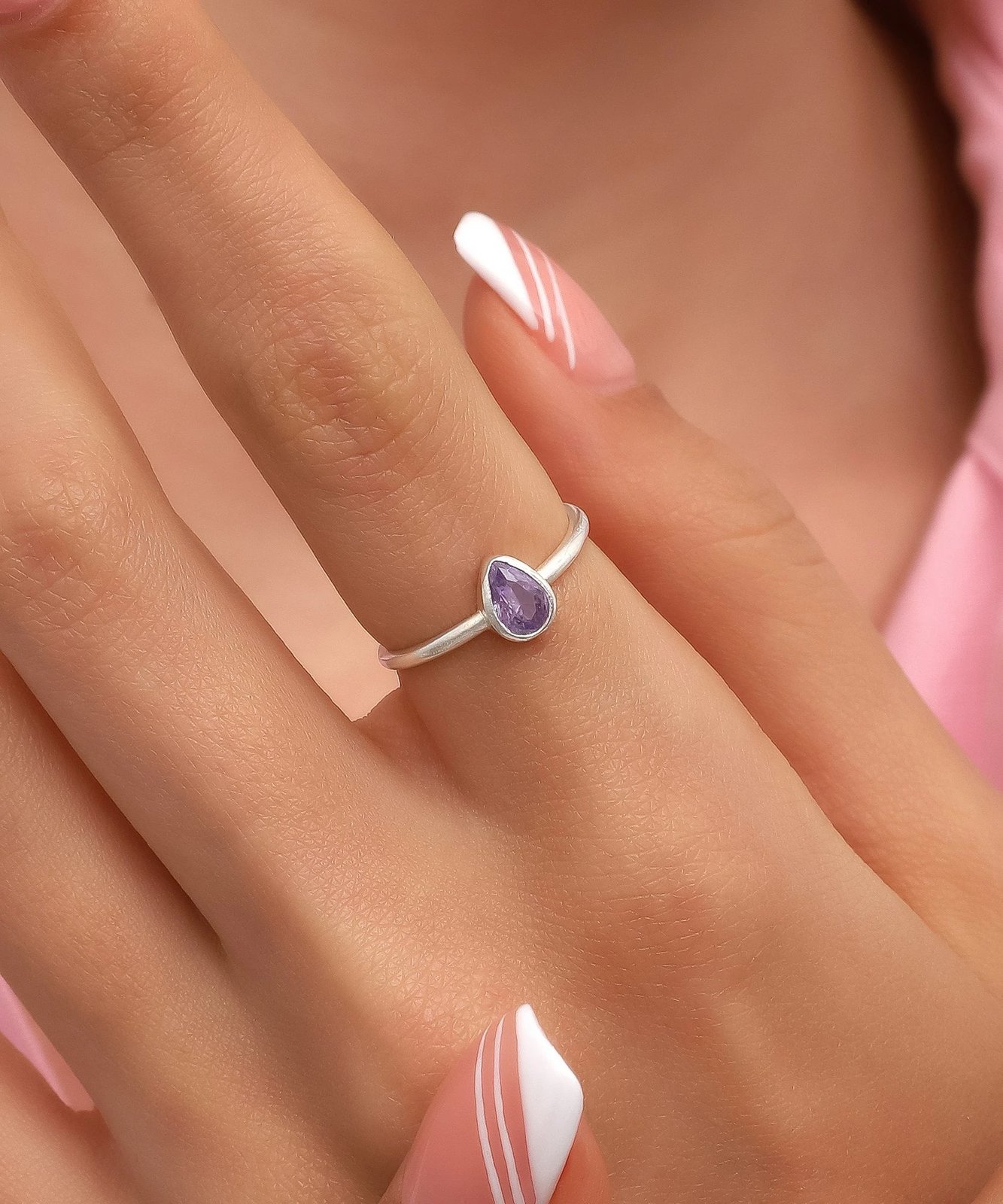 Unazë argjendi, ngjyrë argjendi me gur të purpurt, Jumeon, ARGYZ2009