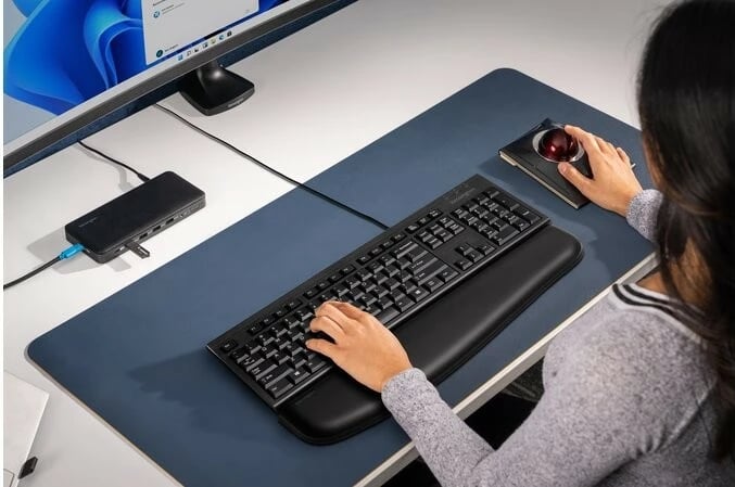 Tastierë Kensington KB100 EQ, me kabllo USB, e zezë