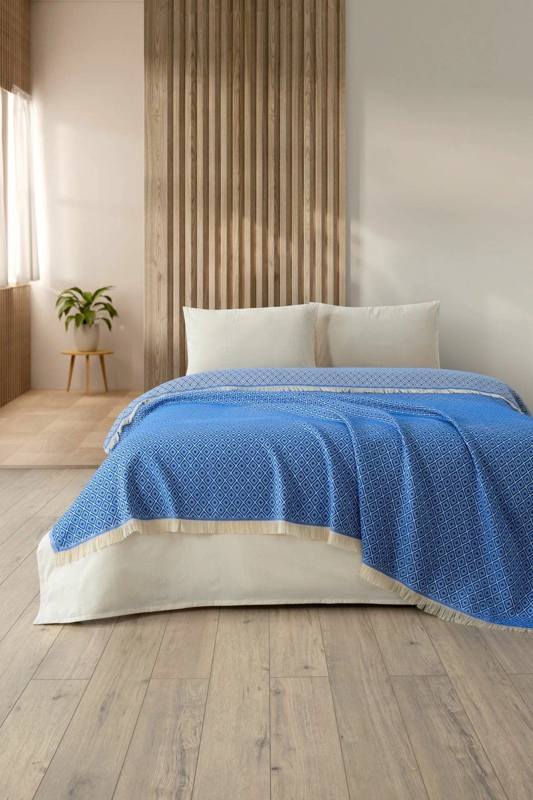 Pike dopio L'essentiel, diamant, ngjyrë kaltër