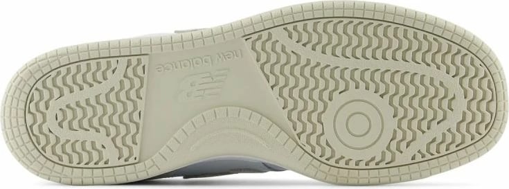 Atlete për meshkuj New Balance, të bardha