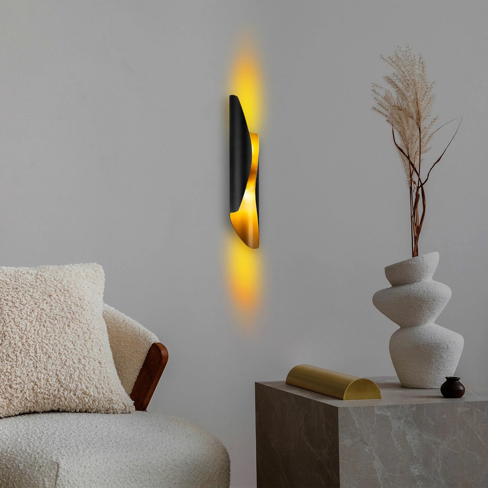 Llambë muri Opviq, Flare - 15356, e zezë