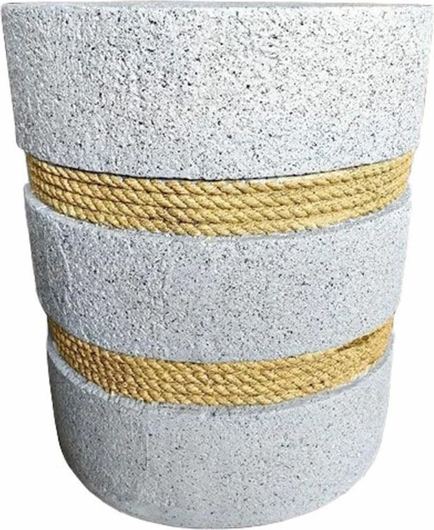 Tavolinë anësore Corda, ngjyrë çimento natyrale, 35.5x35.5x42.5