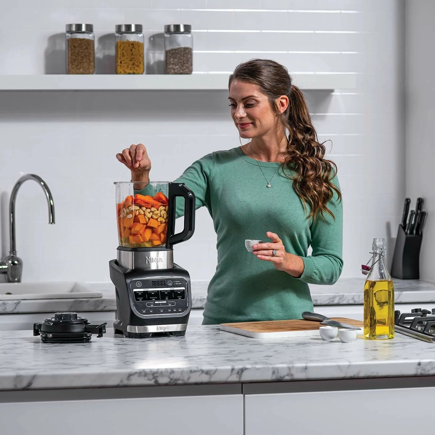 Blender Ninja HB150, 1.7 L, Butona, Ngjyrë e zezë