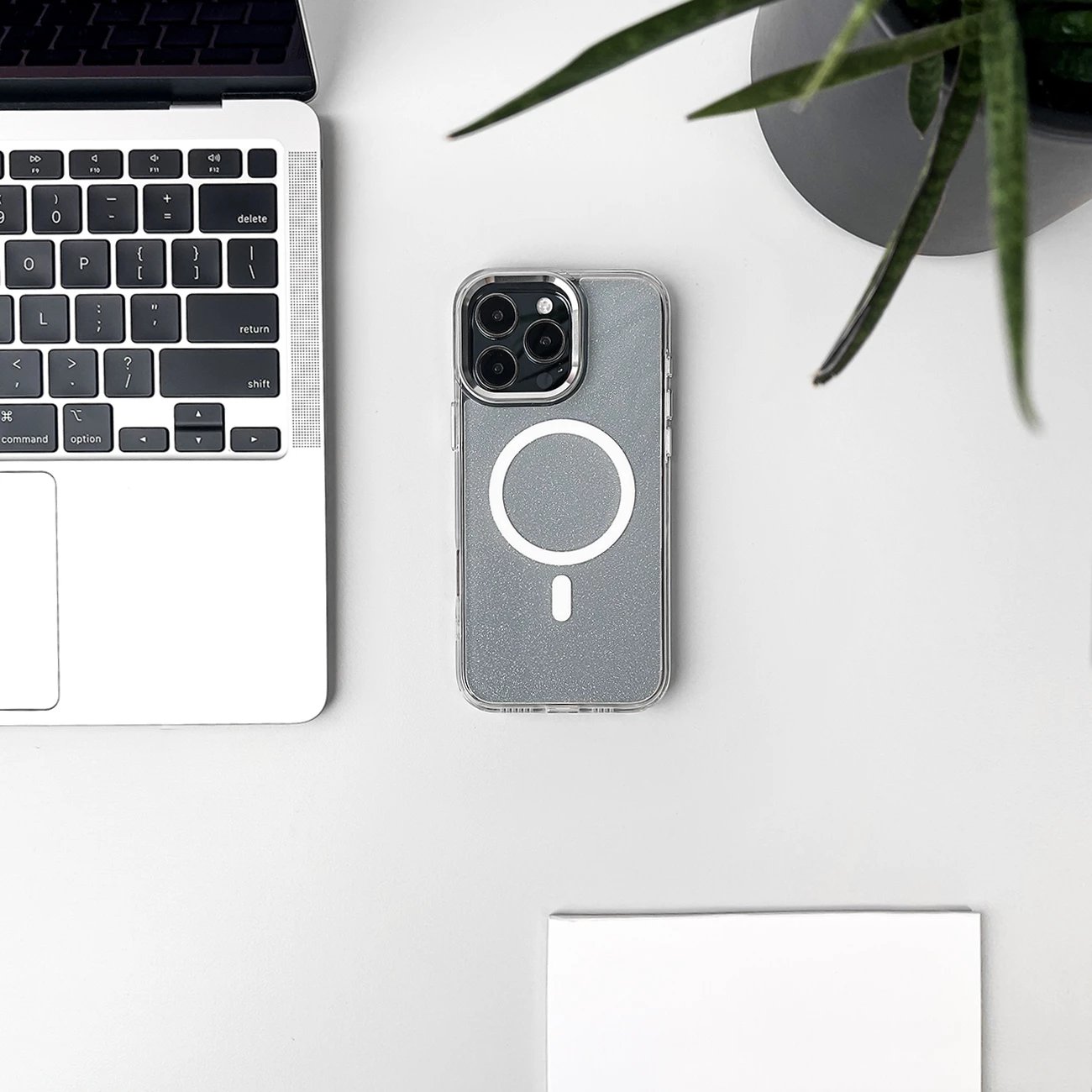 Mbështjellës Wozinsky Glitter Case me MagSafe për Samsung Galaxy S25, Transparent me shkëlqim Mbështjellës Wozinsky Glitter Case me MagSafe për Samsung Galaxy S25, Transparent me shkëlqim