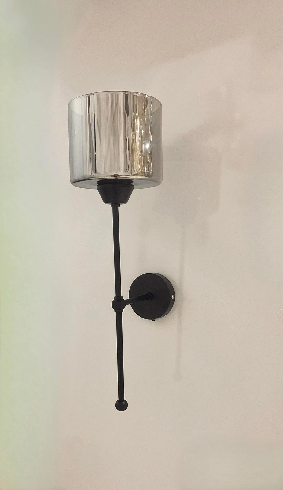 Llambë muri Opviq, 8881-2, metal dhe xham, ngjyrë e zezë