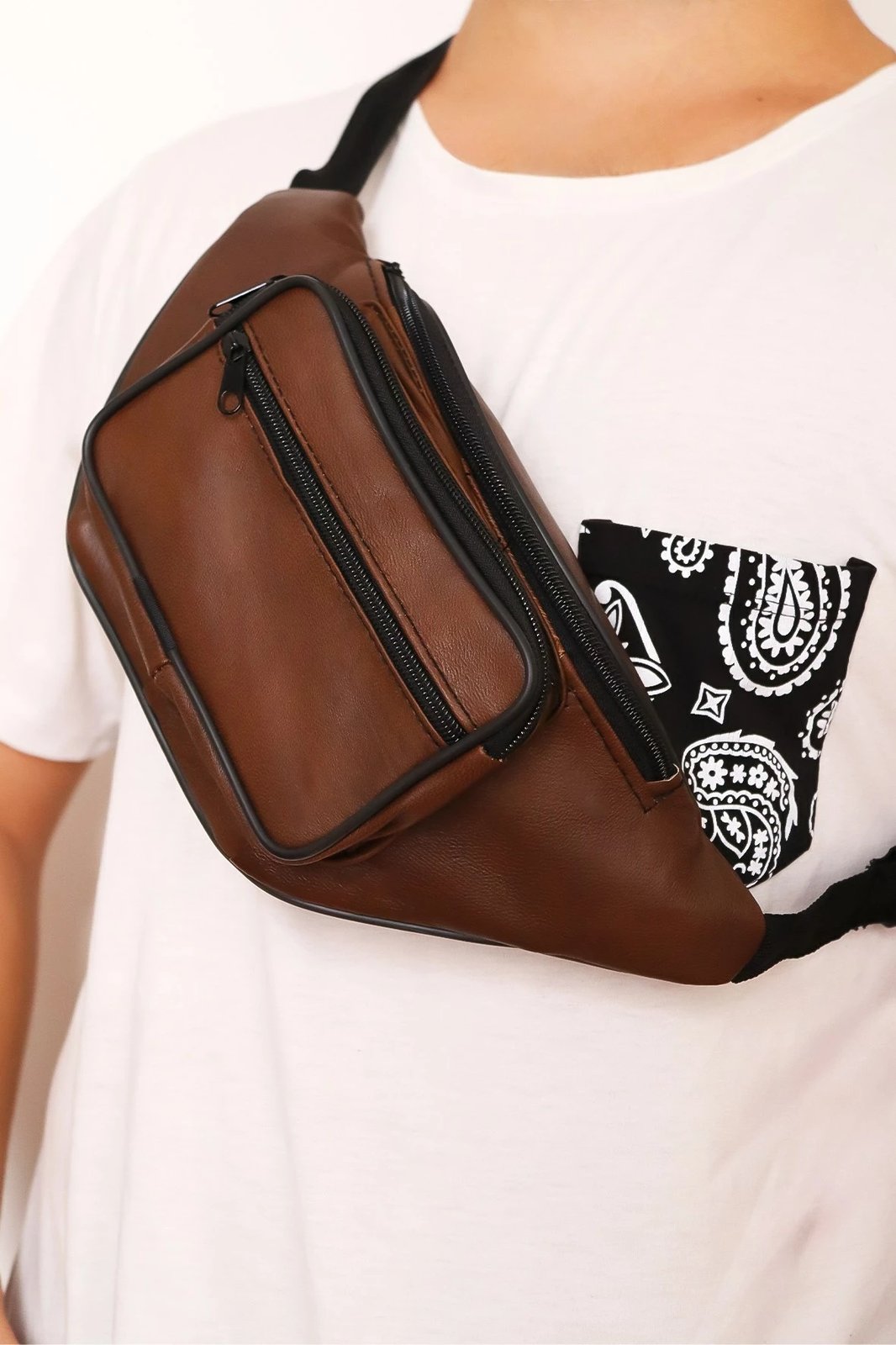Çantë beli prej lëkure, ngjyrë kafe, Zoozie Bags, USKKKCC00001