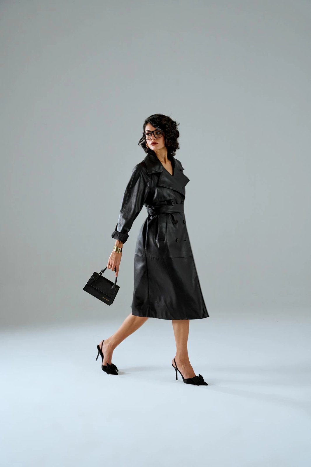 Çantë dore Vince Camuto, Parma, e zezë