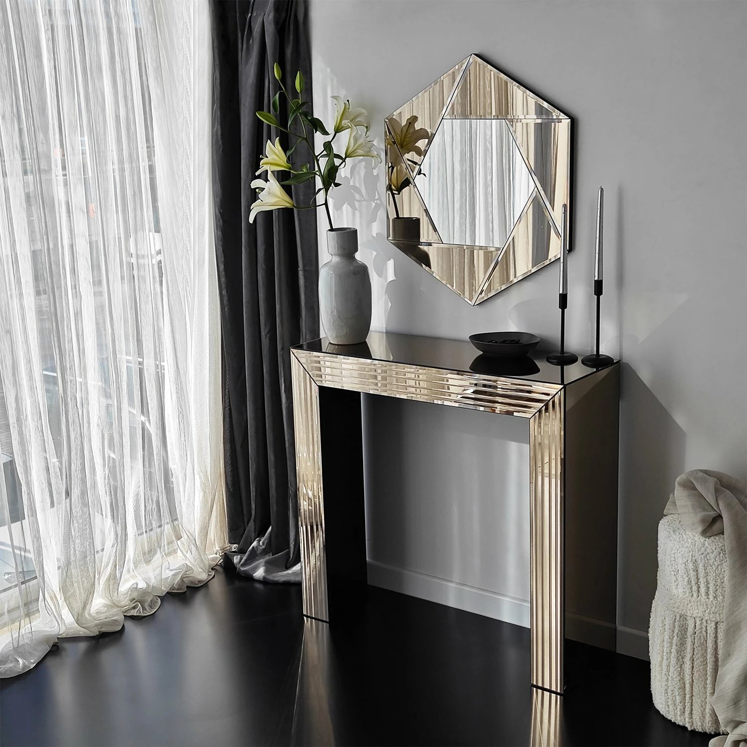 Komodë bronzi me pasqyrë, Skye Decor, 1B