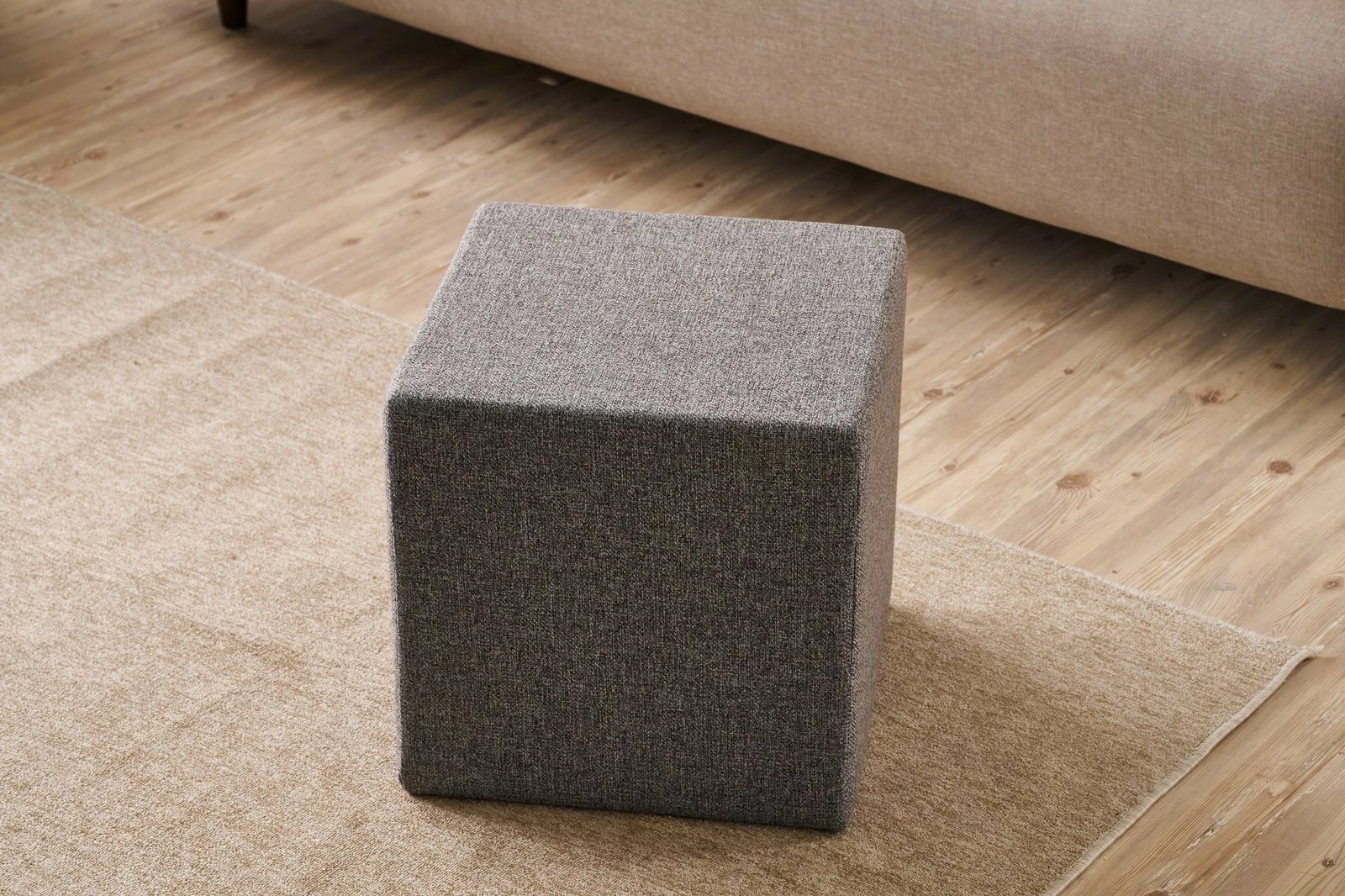 Puf Asos, ngjyrë antracit, Atelier del Sofa