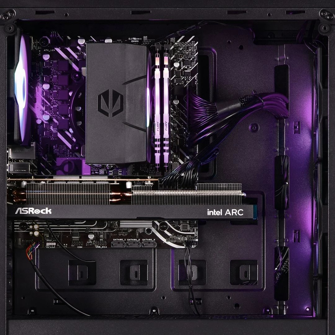 Kompjuter Gaming, Intel Core i5, 32GB RAM, 2TB SSD, NVIDIA GeForce RTX 4060