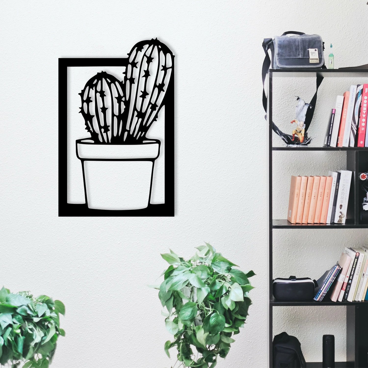 Aksesor dekorativ metalik për mur, Wallity, Kajmer, ngjyrë e zezë, 27x41cm