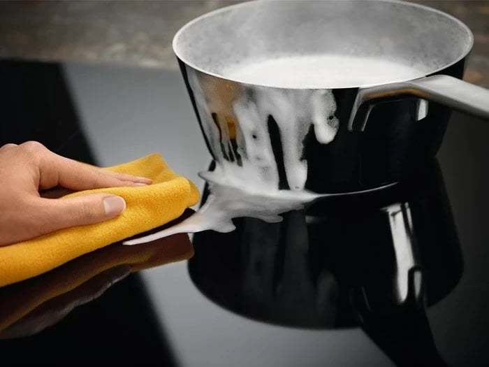 Pllakë induksioni Electrolux LIL61424C, 60 cm, 4 zona, e zezë