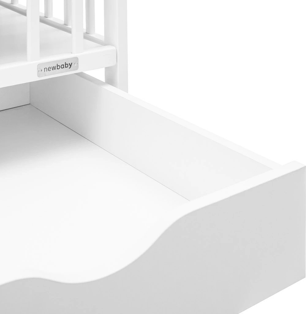 Krevat bebe me sirtar, New Baby BASIC, 120x60 cm, dru pishe, 3 nivele, i bardhë