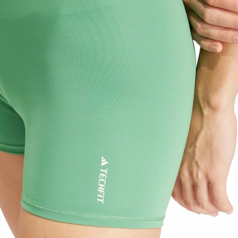 Shorce femra adidas, të gjelbra