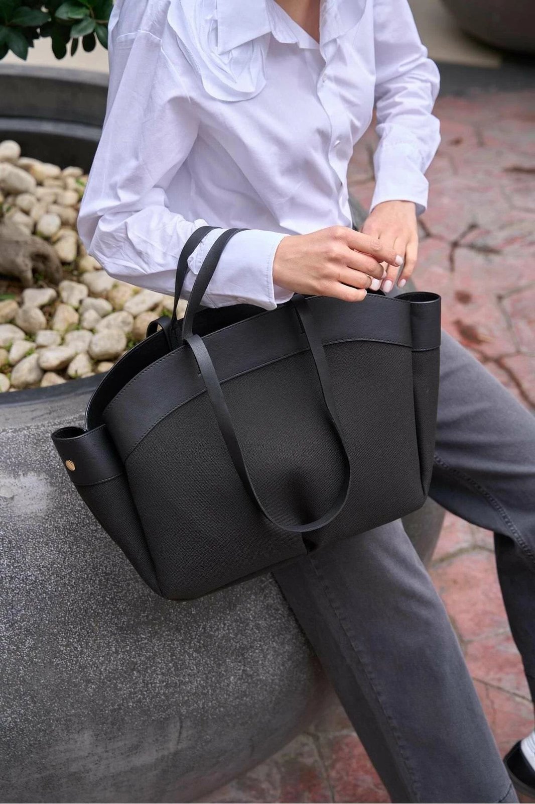 Çantë shpatullës Zoozie Bags, e zezë, MK1020024S27-0001