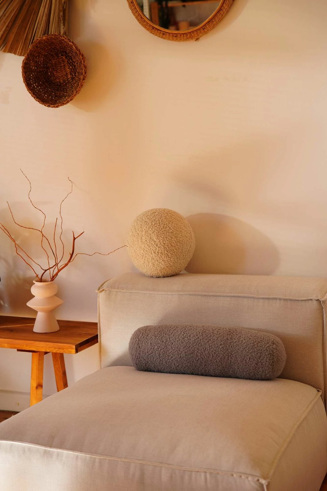 Jastëk cilindrik Teddy Roller, ngjyrë gri, Evila Originals