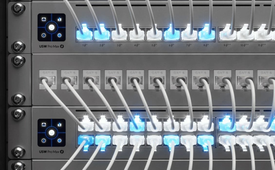 Kabëll rrjeti Ubiquiti UACC-Cable-Patch-EL-2M-W, Cat6, 2 m, Translucent, i Bardhë