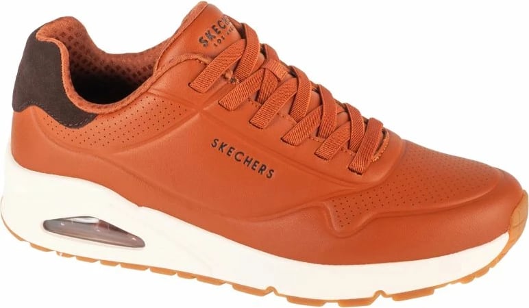Atlete Skechers lifestyle, kafe