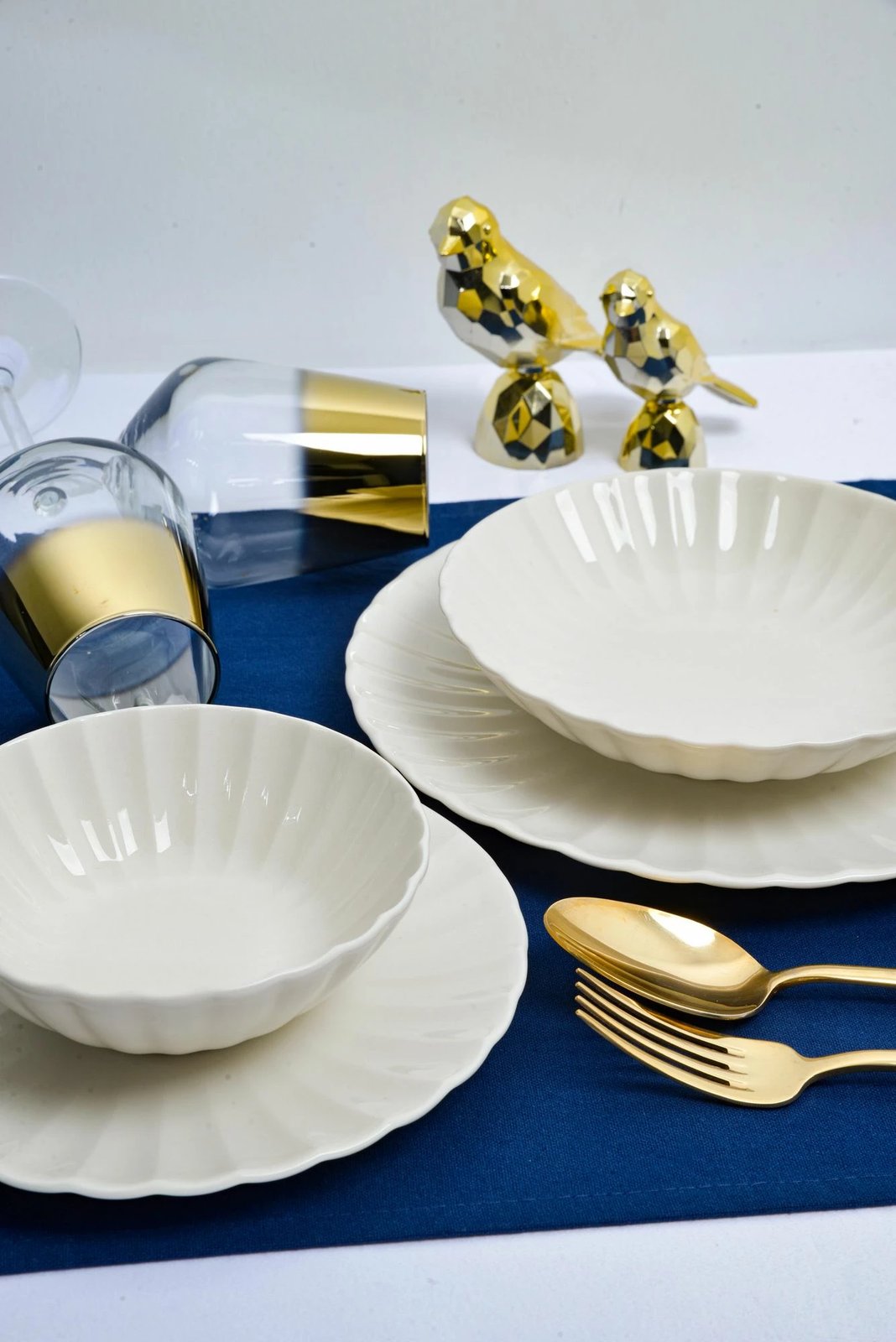 Set darke (24 cope), Hermia Concept, Isil 24, ngjyre e bardhe