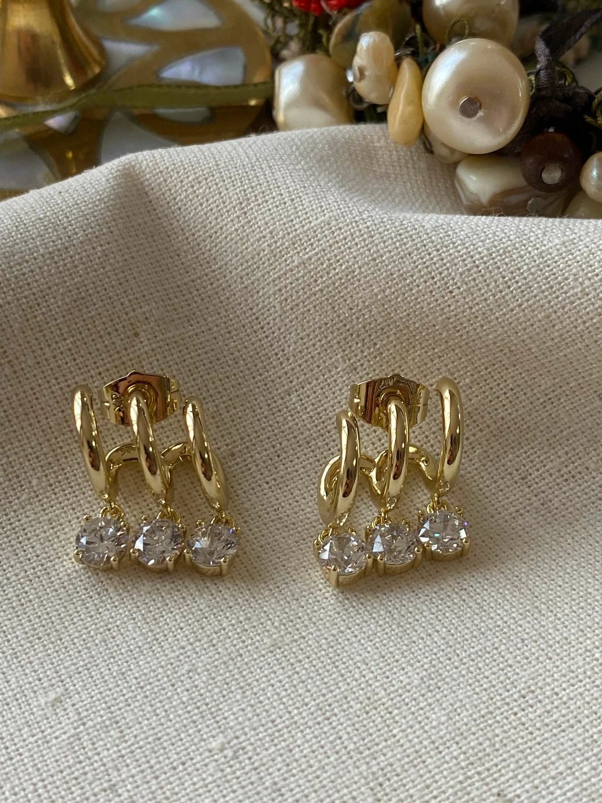 Vathë të artë Jumeon, 31401