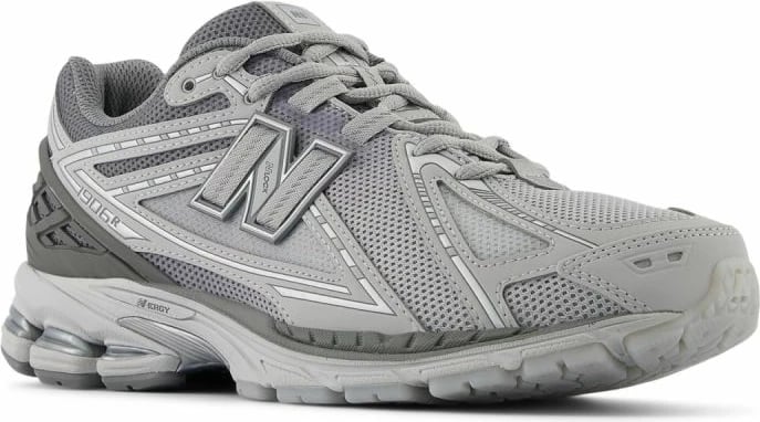 Atlete New Balance, grafit