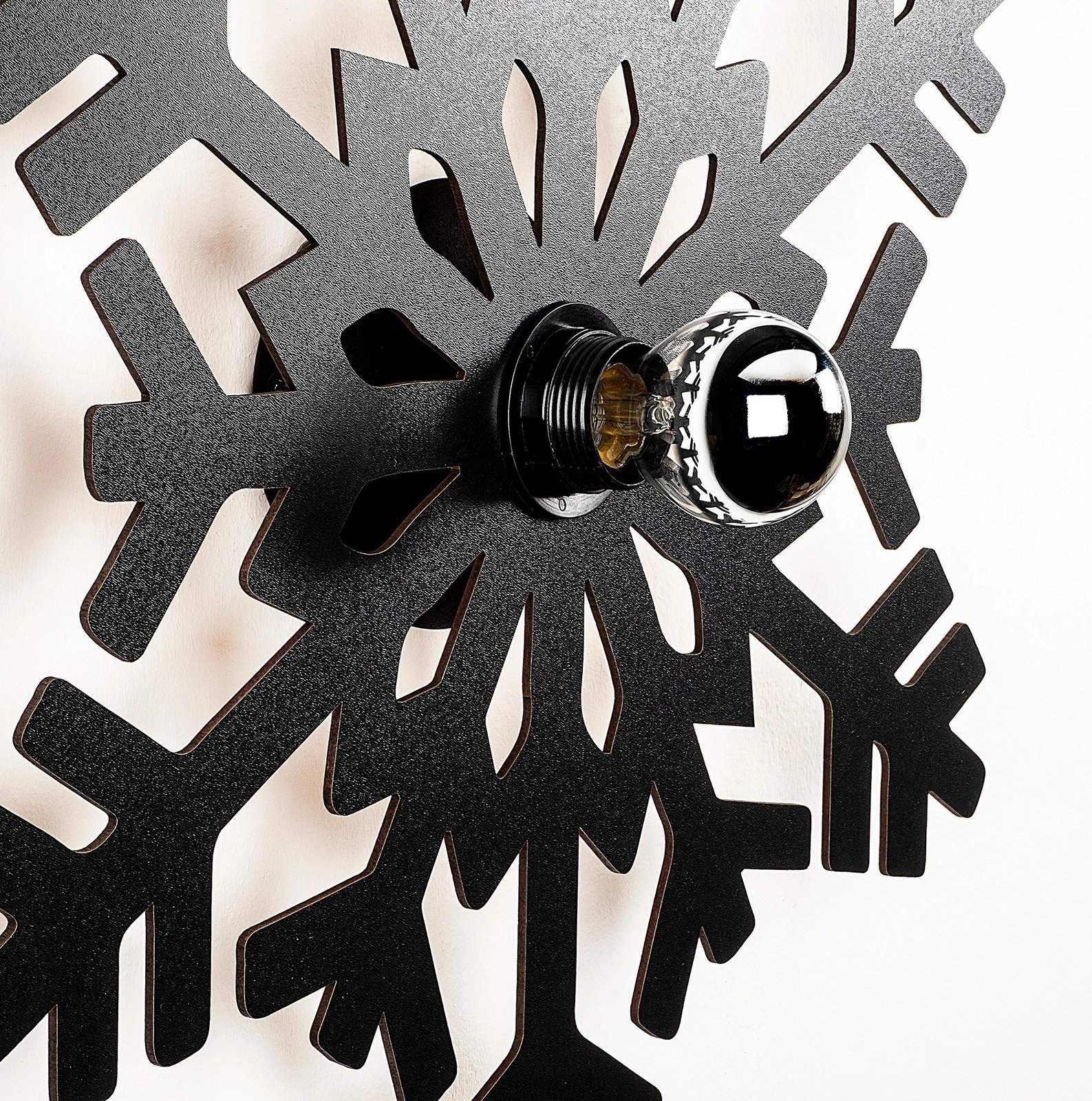 Llambë muri Opviq, dizajn lule, ngjyrë e zezë, W-052 Llambë muri Opviq, dizajn lule, ngjyrë e zezë, W-052