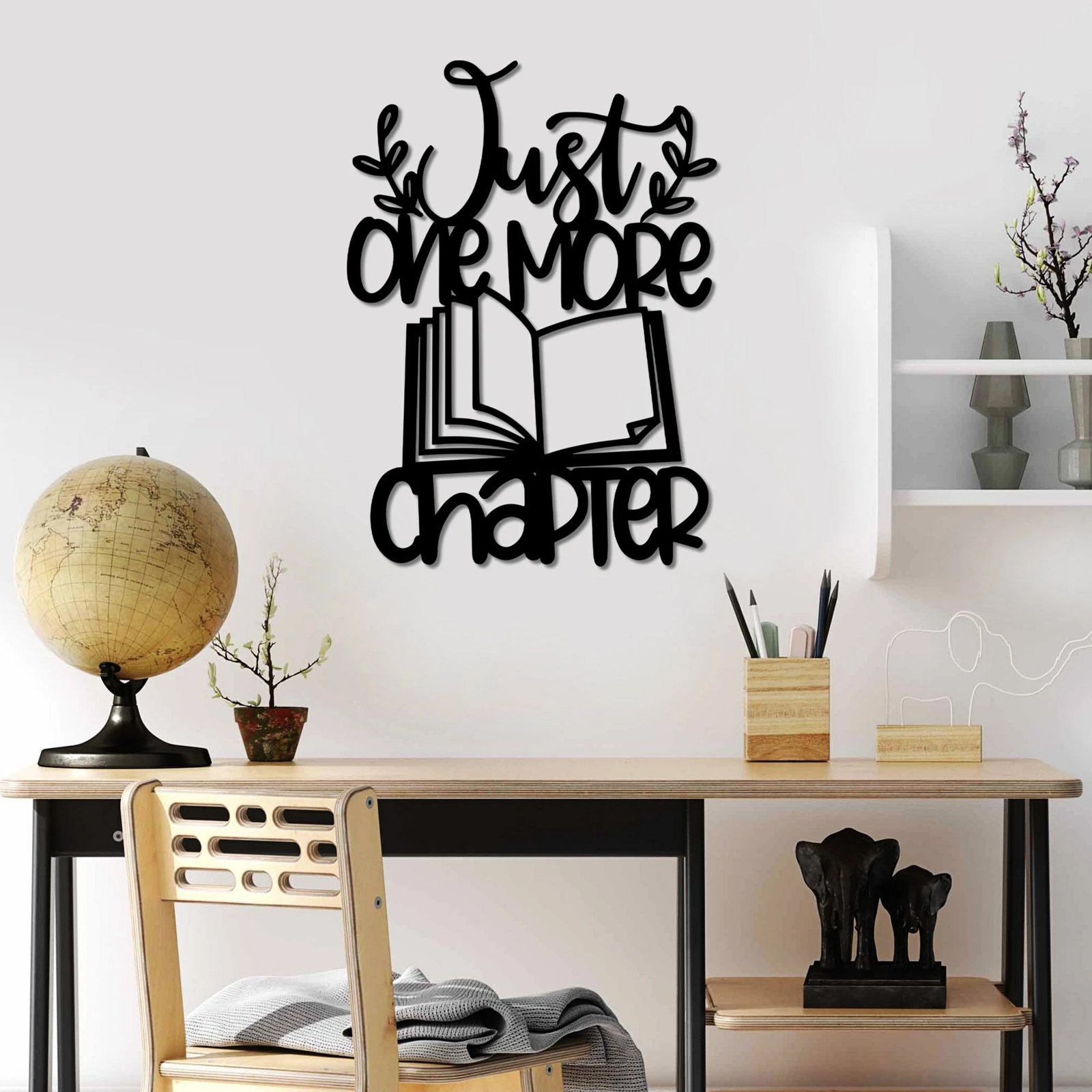 Aksesor dekorativ metalik për mur, Wallity, Just One More Chapter, ngjyrë e zezë, 40x55cm