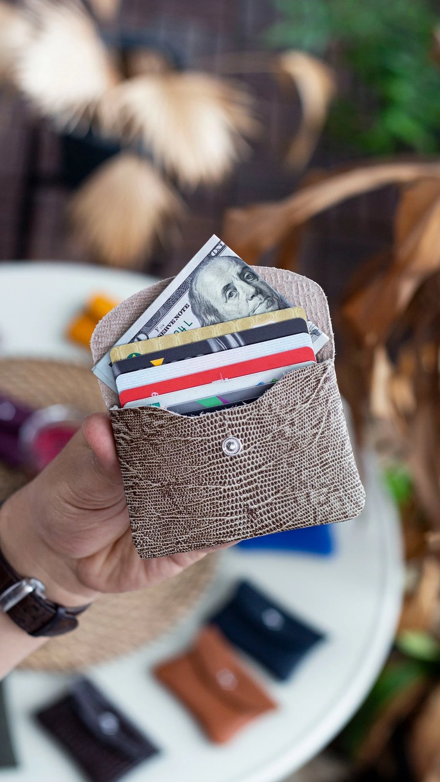 Mbajtës kartelash lëkure, ngjyrë latte, Zoozie Bags, Murcia