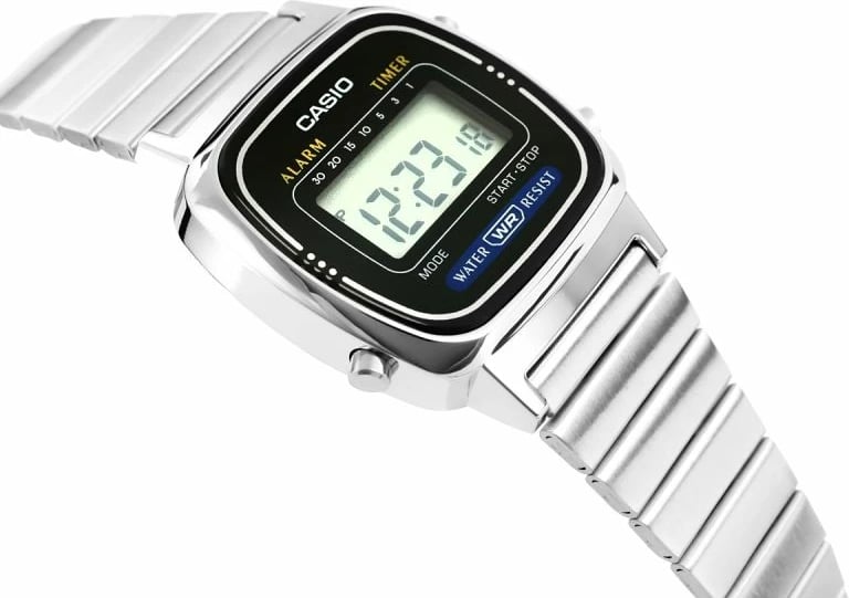 Orë dore digjitale për femra CASIO, argjend