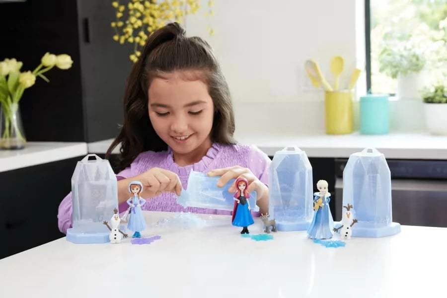 Kukull surprizë, Mattel Frozen Ice Reveal HRN72, mini 9 cm me xhel akulli dhe aksesorë, set i rastësishëm