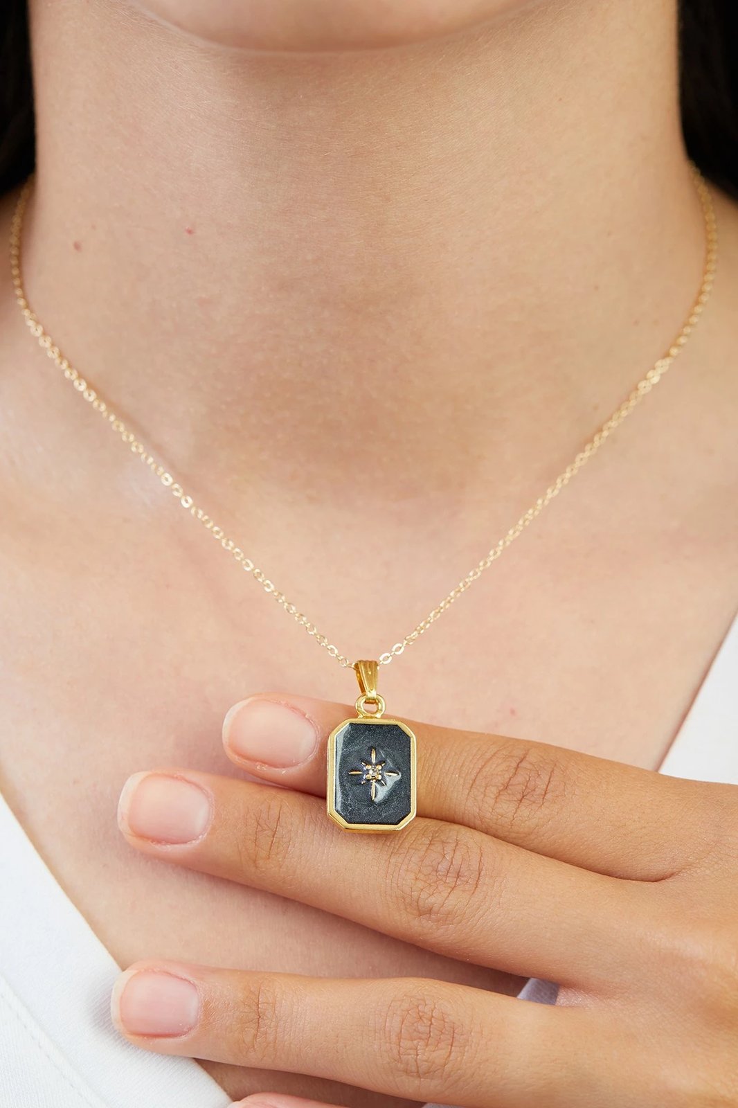 Varëse metalike Elika, ngjyrë ari, CHRM15026