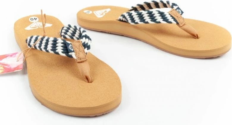 Papuqe për femra Roxy, Porto