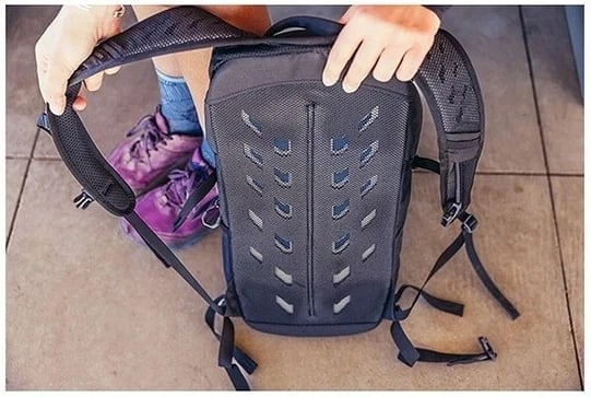 Çantë shpine trekking Gregory Nano 18 për femra, Rio blue