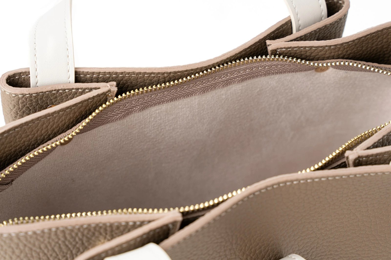 Çantë dore Vince Camuto, Bellagio, ngjyrë mink dhe krem