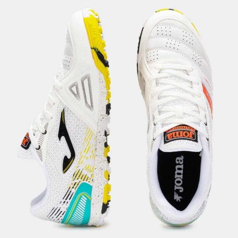 Çizme futbolli Joma, të bardha