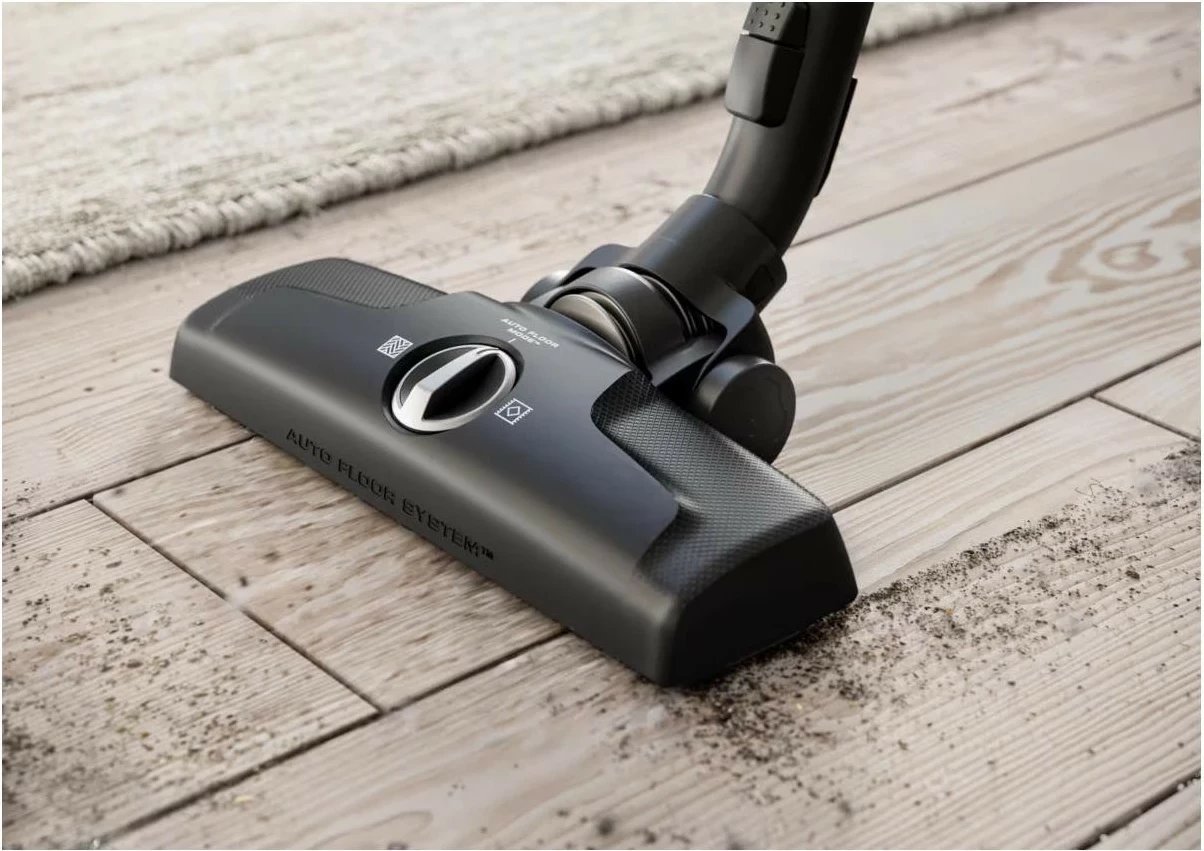 Kasë Electrolux 600 Clean EB61C1OG, 3.5L, HEPA, e gjelbër