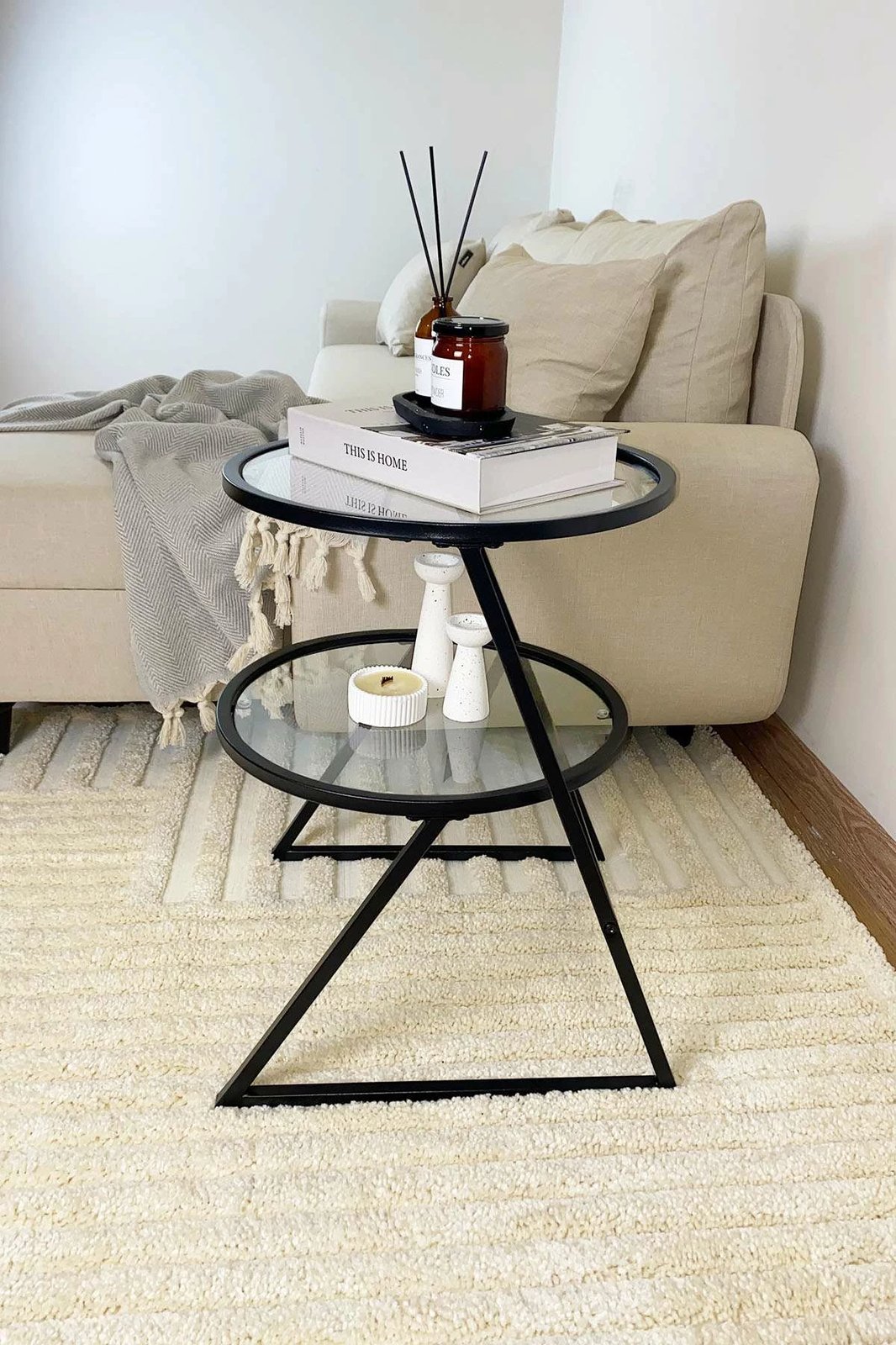 Tavolinë anësore Skye Decor, Valencia, e zezë