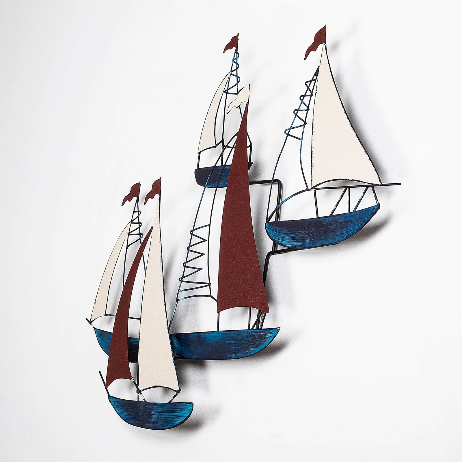 Aksesor dekorativ metalik për mur Wallity, Kadirga