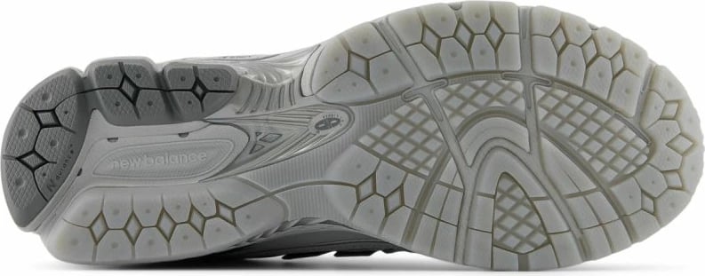 Atlete New Balance, grafit