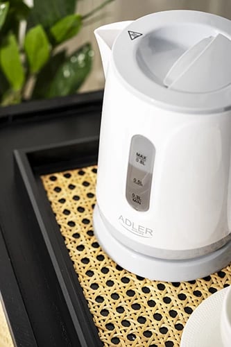 Çajnik elektrik Adler AD 1371 0.8 L 850 W plastik i bardhë