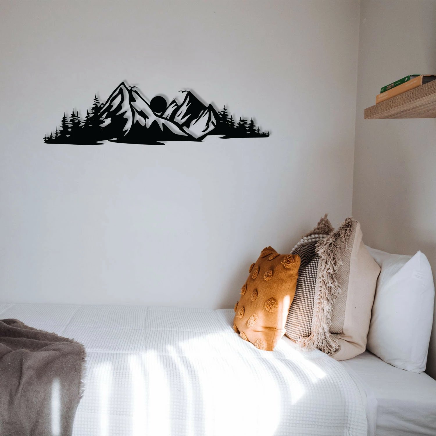 Aksesor dekorativ metalik për mur, Wallity, Mountain 2, ngjyrë e zezë, 68x19cm