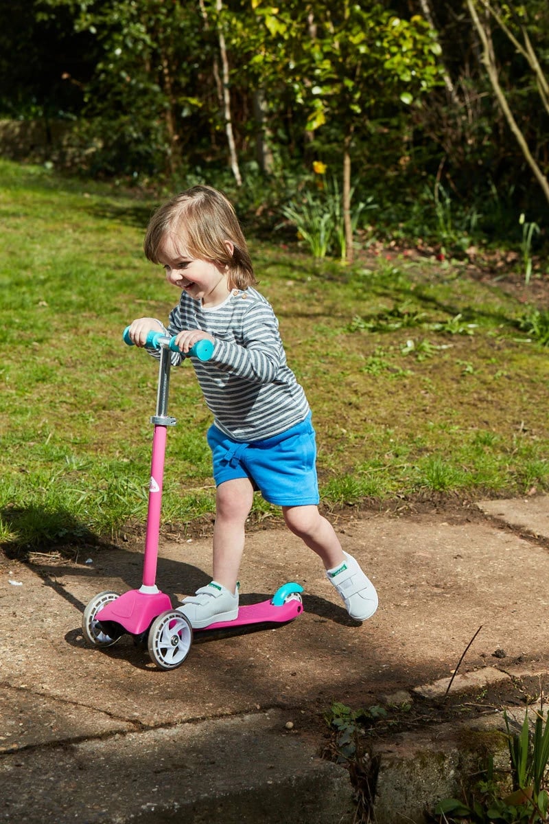 Trotinet për fëmijë Early Learning Centre Zoomer Scooter Pink