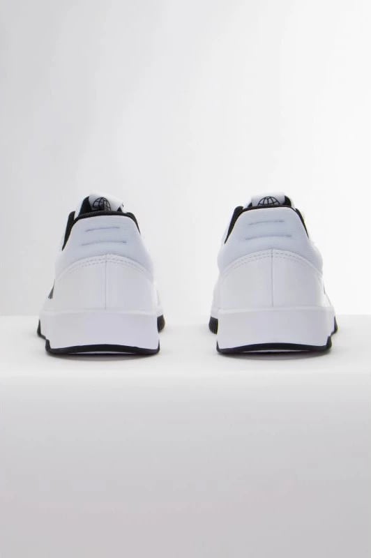 Atlete fëmijë adidas, të bardha