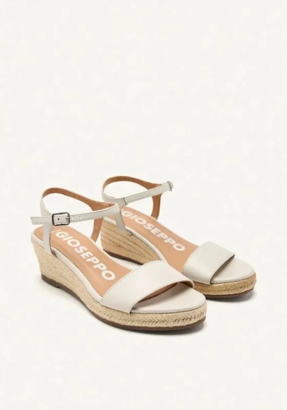 Këpucë femra Gioseppo, të bardha