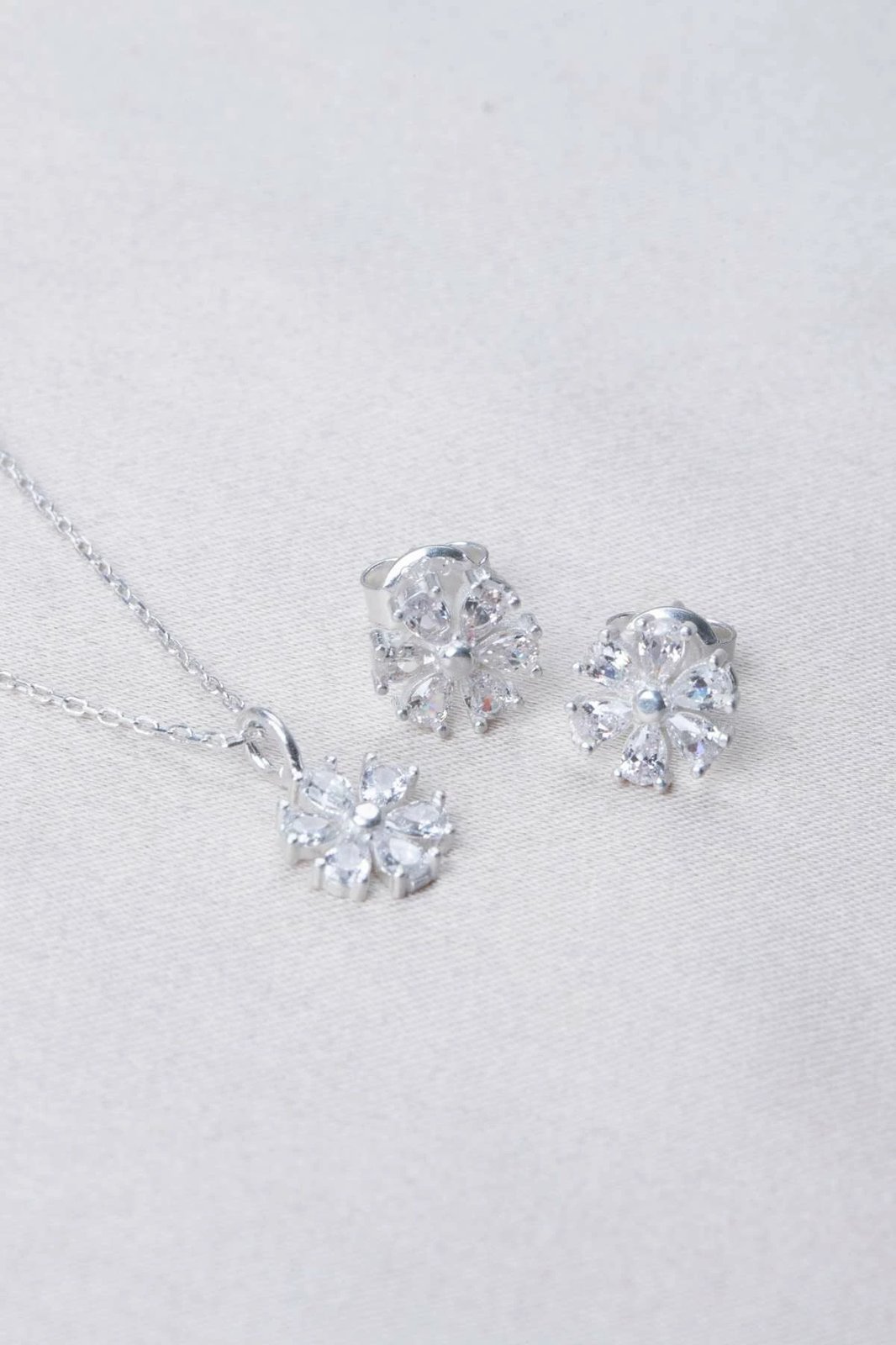 Set varëse dhe vathë argjendi Jumeon, ELKMD50596G