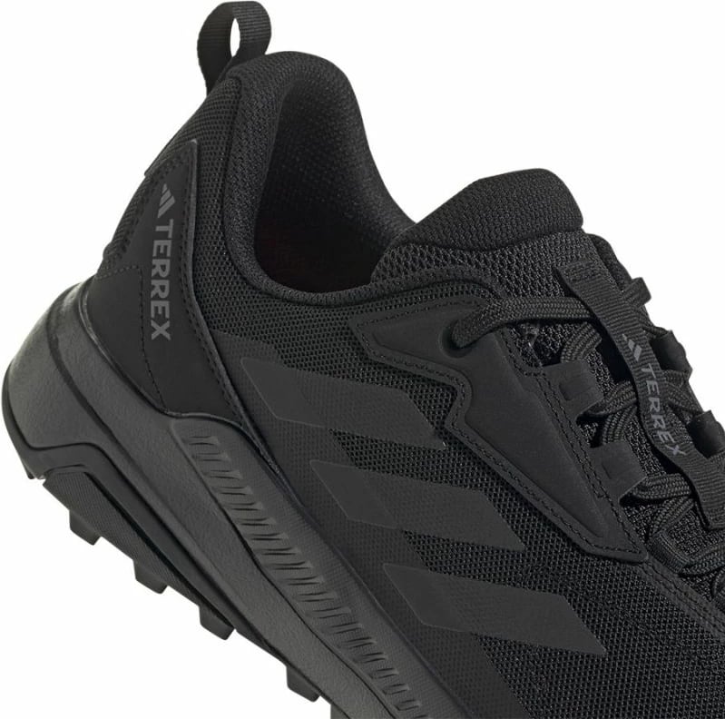 Atlete për meshkuj adidas, të zeza